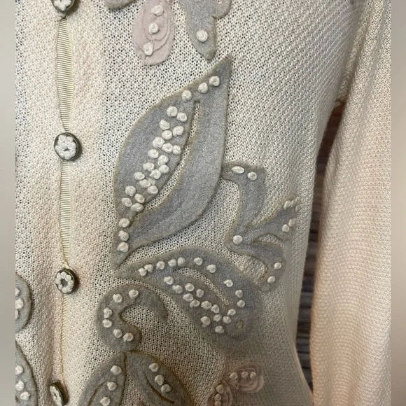 ANTHROPOLOGIE Knitted & Knotted Ivory Cardigan Felt Leaf Cashmere Cotton NWT - Picture 2 of 16